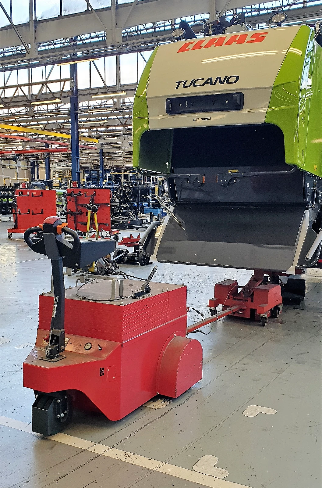 Gyártó és ipari cégek